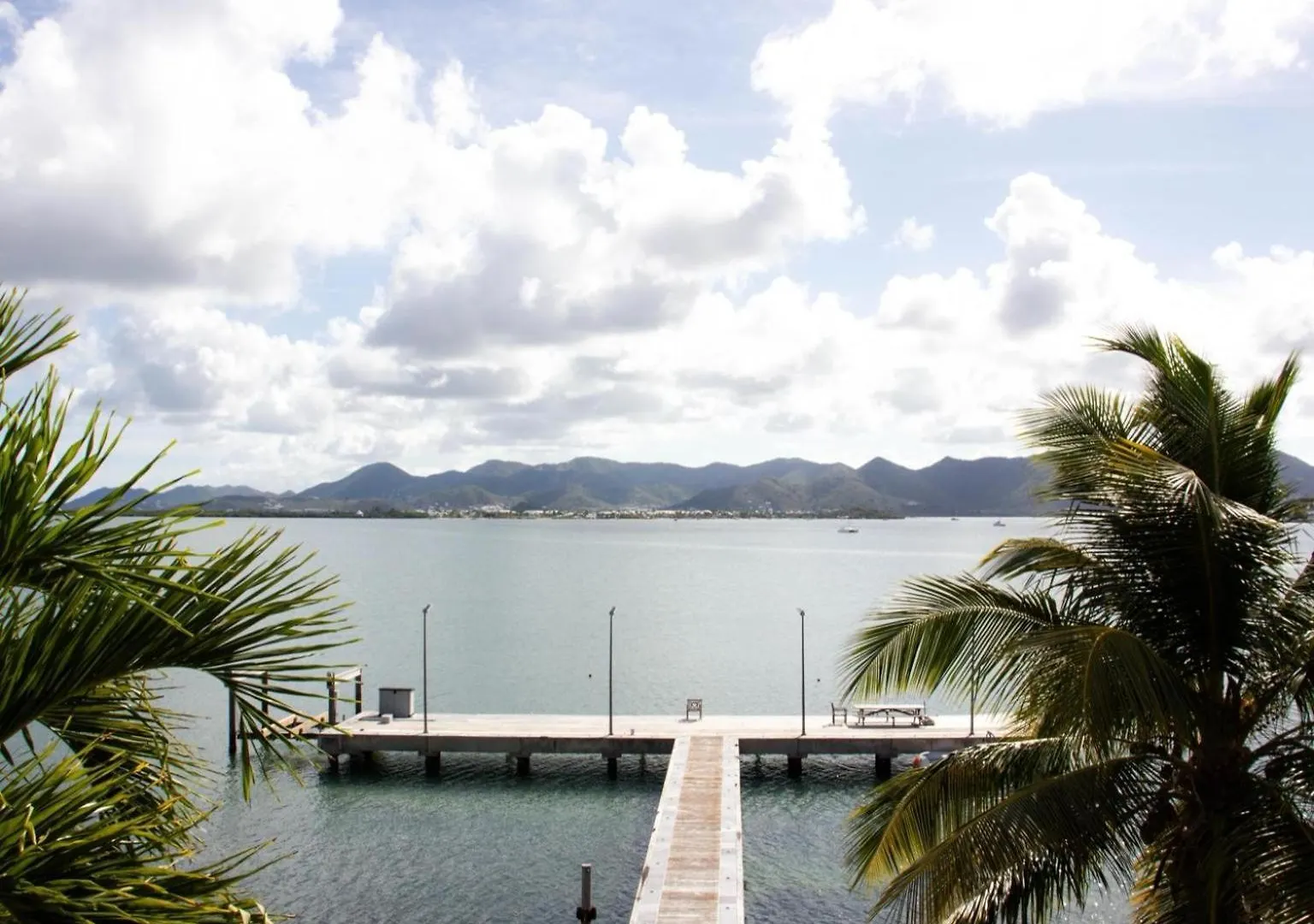 Villa C'Est La Vue, 2 Bedrooms Pool And Jacuzzi Les Terres Basses 0*,