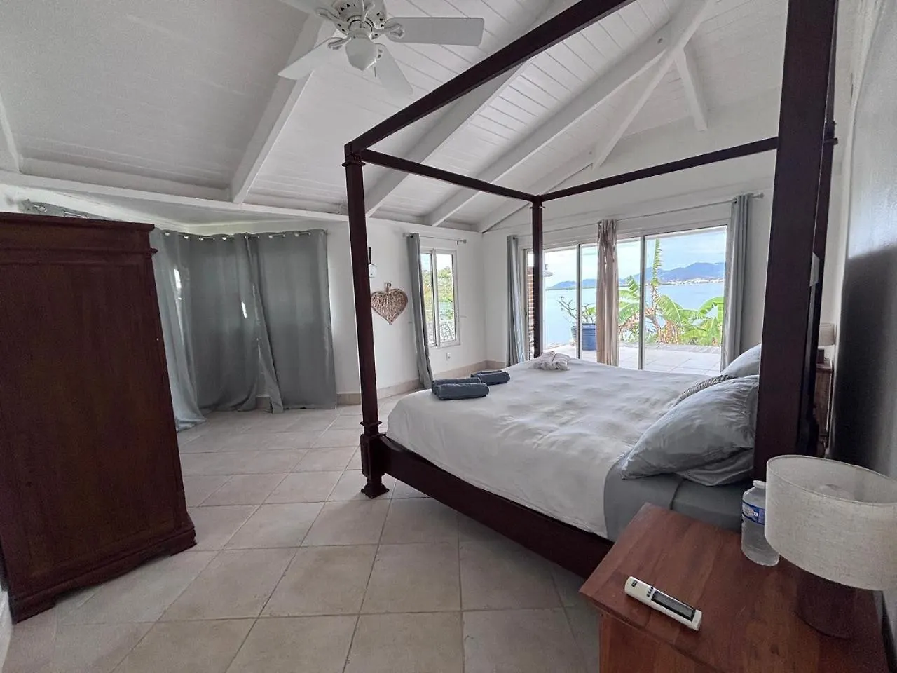 Villa C'Est La Vue, 2 Bedrooms Pool And Jacuzzi Les Terres Basses